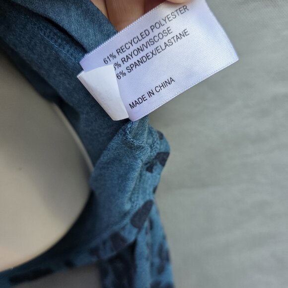 ORVIS Sz M DriCast Long-Sleeve UPF 50+ Blue Lagoon Shadow Floral Shirt Top - Picture 4 of 6